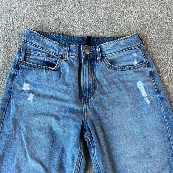 H&M Ripped Jeans - Picture 2 of 5